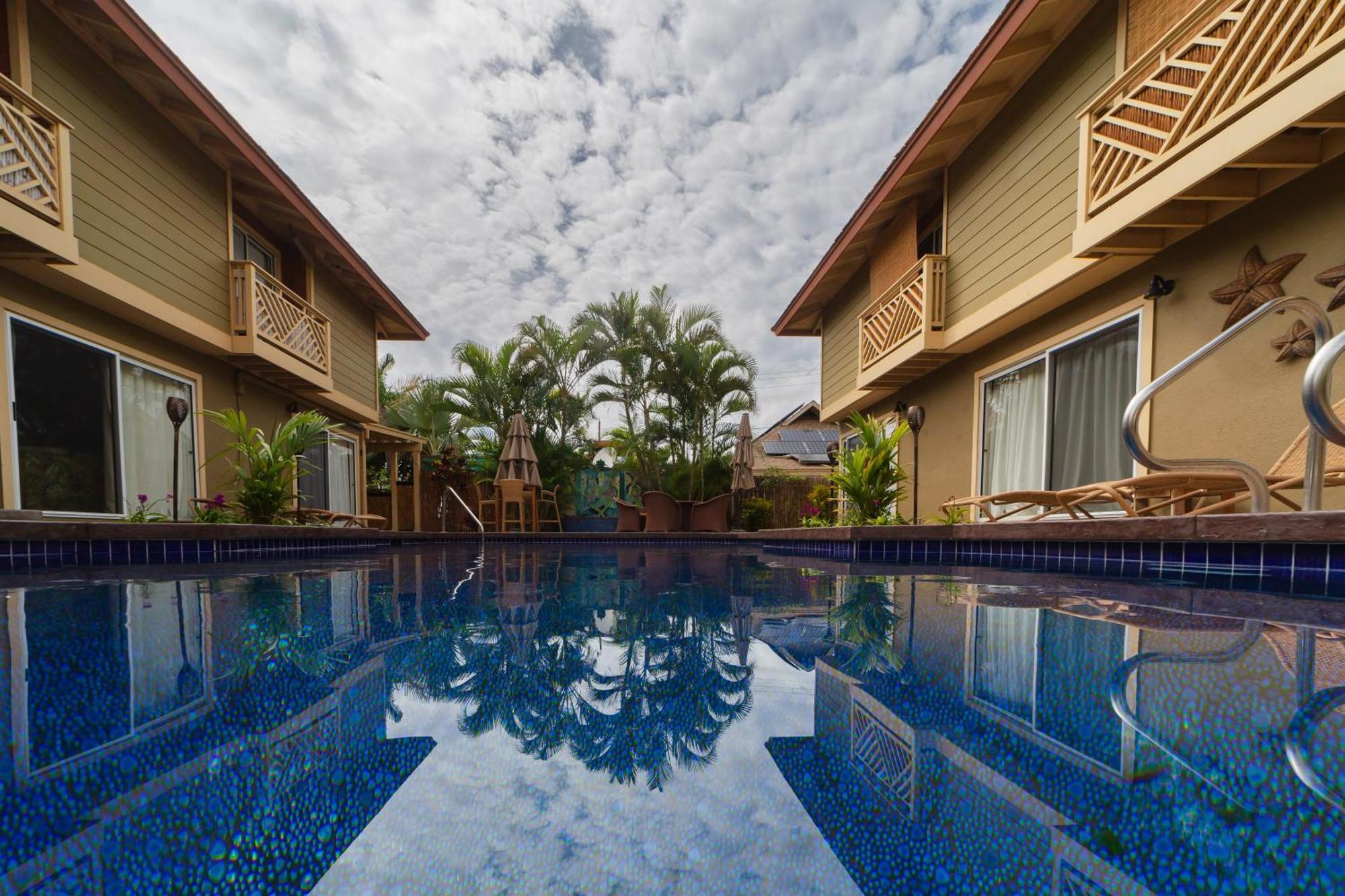 Lotus Suite, 1 Bedroom, Sleeps 4, Pool & Bbq, Pre-Renovation Summer Sale Кіхеї Екстер'єр фото